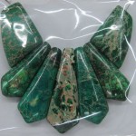 green imperial jasper sword shape charm beads for collar necklace